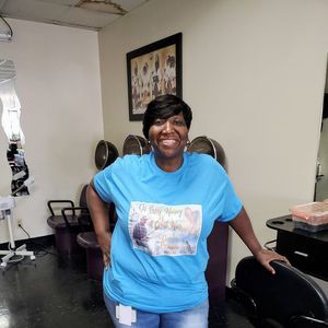 Meet your Posher, Delores